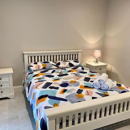 Erne Getaway No.8 Brand New 1 Bed Apartment Enniskillen Eksteriør bilde