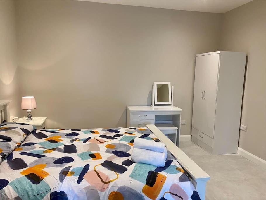 Erne Getaway No.8 Brand New 1 Bed Apartment Enniskillen Eksteriør bilde