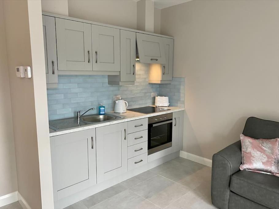 Erne Getaway No.8 Brand New 1 Bed Apartment Enniskillen Eksteriør bilde